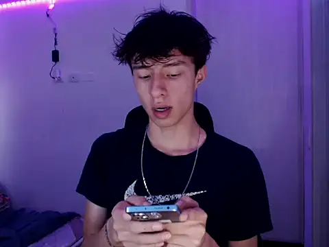 Juanmres online show from January 7, 2026, 6:02 pm