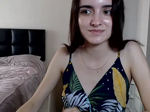 Snapshot of AmelieBanshee chatting on September 9, 2025, 8:46 am AmelieBanshee online show from September 9, 2025, 8:46 am