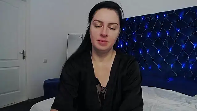 JacquelineElle online show from March 14, 2025, 9:21 pm