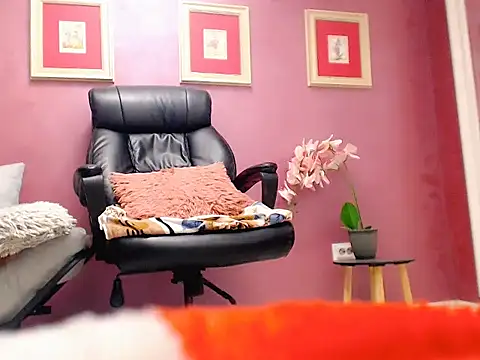 Wetandnaughtyxx online show from March 11, 2025, 5:02 pm