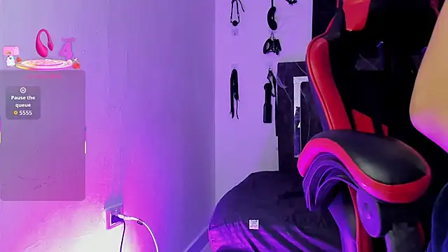 Nicol TransGirl online show from November 3, 2025, 3:23 am