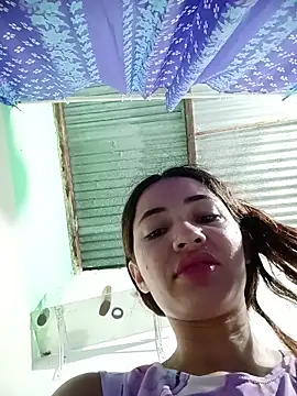 Snapshot of -Nicol chatting on February 21, 2026, 10:06 am -Nicol online show from February 21, 2026, 10:06 am