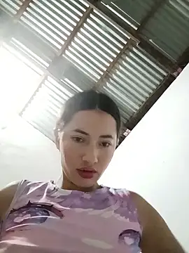 Snapshot of -Nicol chatting on February 19, 2026, 10:01 am -Nicol online show from February 19, 2026, 10:01 am