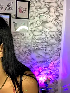 Miss karol online show from December 2, 2025, 7:26 pm