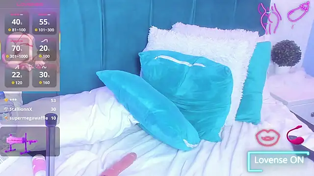 Snapshot of ninna_curly chatting on October 30, 2025, 4:37 pm ninna curly online show from October 30, 2025, 4:37 pm