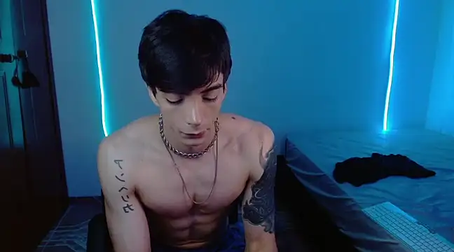 H3ll B0I online show from March 12, 2025, 9:12 am