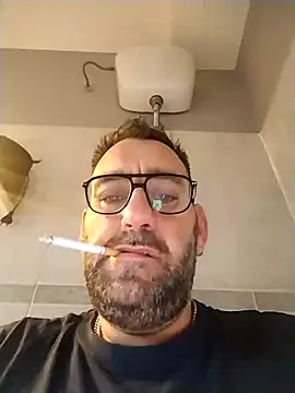 Snapshot of Hardasanut chatting on November 6, 2025, 6:06 am Hardasanut online show from November 6, 2025, 6:06 am