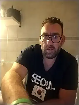 Snapshot of Hardasanut chatting on November 6, 2025, 11:09 pm Hardasanut online show from November 6, 2025, 11:09 pm