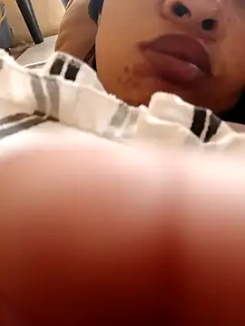 Liquor Rose online show from January 26, 2025, 3:25 pm