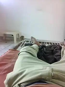 xmanrawan2 online show from October 29, 2025, 5:50 am