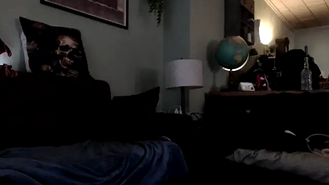 Astrid-Gilbert online show from February 24, 2025, 11:32 am