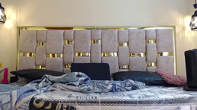 Snapshot of emily_fox_3 chatting on March 8, 2025, 6:05 pm emily fox 3 online show from March 8, 2025, 6:05 pm