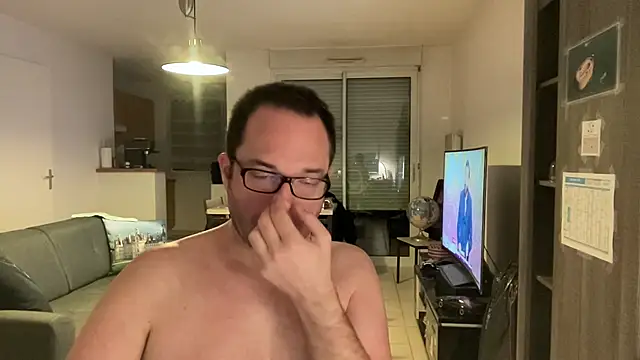 Funnyjul31 online show from February 3, 2026, 5:51 pm