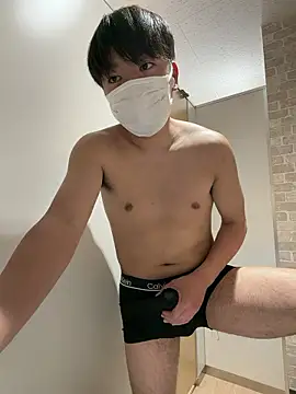 RUKI042 online show from May 12, 2026, 8:54 am