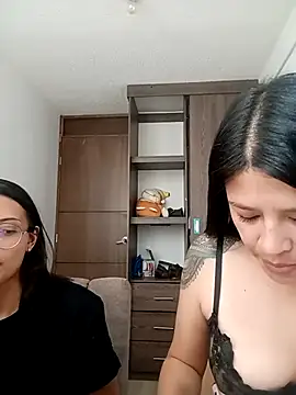 Snapshot of bri_ali chatting on March 18, 2025, 9:53 pm bri ali online show from March 18, 2025, 9:53 pm