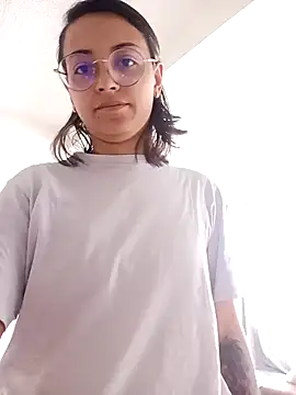 Snapshot of bri_ali chatting on March 13, 2025, 1:07 pm bri ali online show from March 13, 2025, 1:07 pm