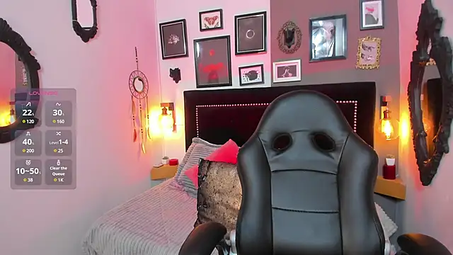 Snapshot of nina__dixon chatting on February 1, 2025, 11:48 pm nina dixon online show from February 1, 2025, 11:48 pm