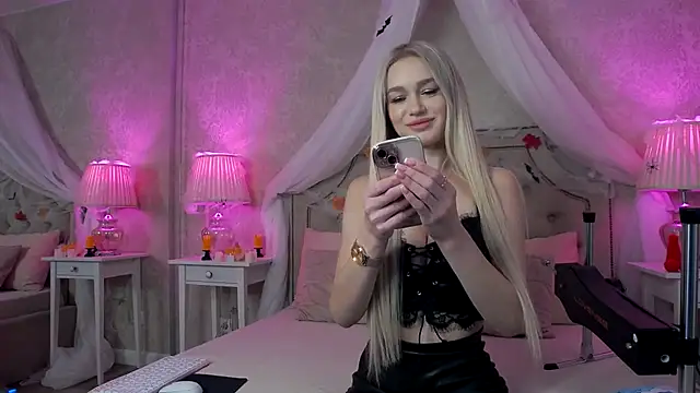 KristinaDane online show from October 24, 2025, 3:49 am