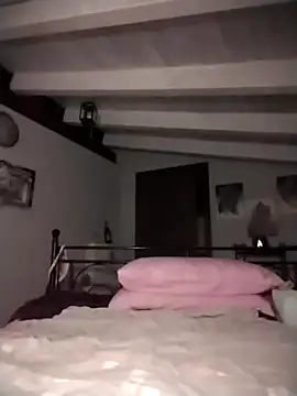 divinaerotica online show from March 1, 2026, 5:35 pm