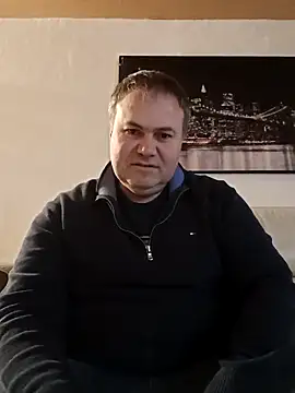 Snapshot of Pourleplasirs chatting on February 23, 2025, 12:08 am Pourleplasirs online show from February 23, 2025, 12:08 am