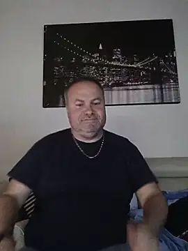 Snapshot of Pourleplasirs chatting on June 4, 2026, 1:16 pm Pourleplasirs online show from June 4, 2026, 1:16 pm