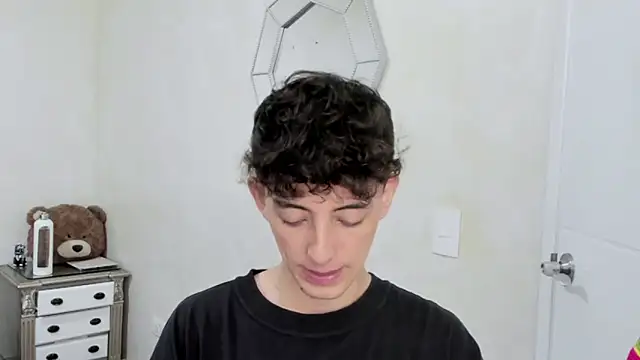 miketwink online show from March 4, 2026, 9:11 pm