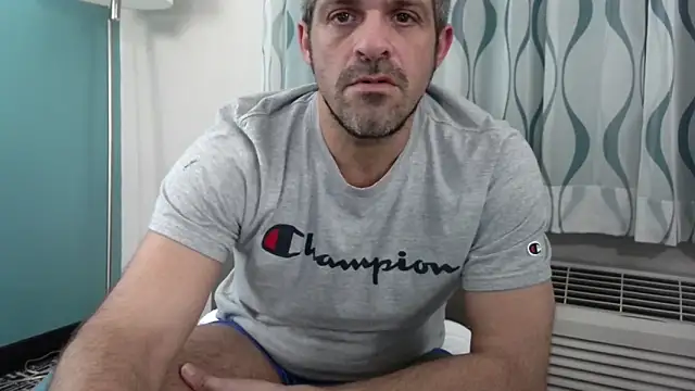 Snapshot of Troyt87 chatting on November 23, 2025, 6:12 am Troyt87 online show from November 23, 2025, 6:12 am