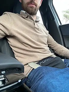 Snapshot of bullyboyy chatting on March 13, 2025, 3:06 pm bullyboyy online show from March 13, 2025, 3:06 pm