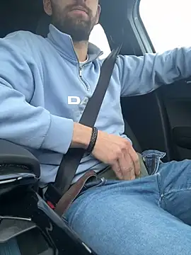 Snapshot of bullyboyy chatting on February 25, 2025, 4:14 pm bullyboyy online show from February 25, 2025, 4:14 pm