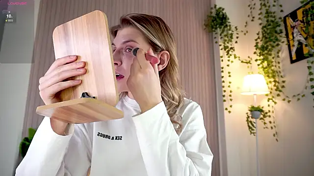 heartseduction online show from March 5, 2026, 8:33 am