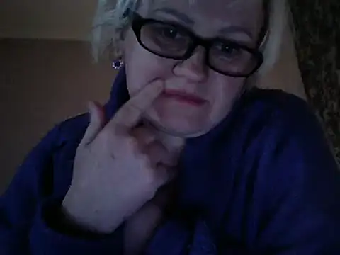 Snapshot of Mayya4321 chatting on March 18, 2025, 6:06 pm Mayya4321 online show from March 18, 2025, 6:06 pm