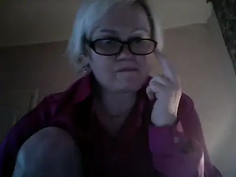 Snapshot of Mayya4321 chatting on March 12, 2025, 3:51 pm Mayya4321 online show from March 12, 2025, 3:51 pm