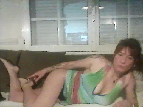Snapshot of AcideCyprine chatting on January 30, 2025, 11:44 am AcideCyprine online show from January 30, 2025, 11:44 am