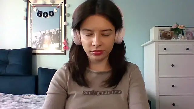 Snapshot of LariceSexy chatting on October 31, 2025, 1:08 pm LariceSexy online show from October 31, 2025, 1:08 pm