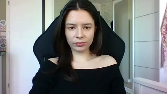 LariceSexy online show from March 3, 2026, 1:07 pm