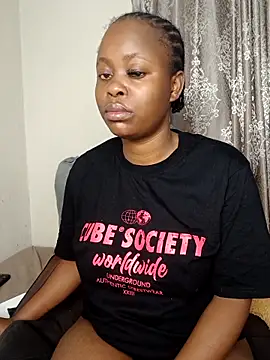 Cherry-brown55 online show from December 3, 2025, 1:17 am