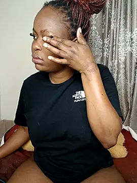 Cherry-brown55 online show from November 12, 2025, 1:32 am