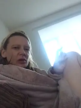 blondey206 online show from March 11, 2025, 6:41 am