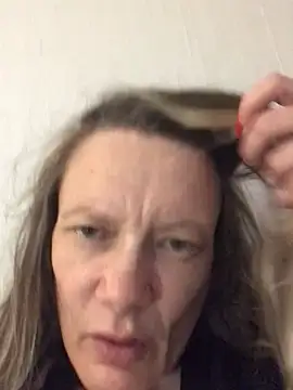 blondey206 online show from April 15, 2026, 5:02 am