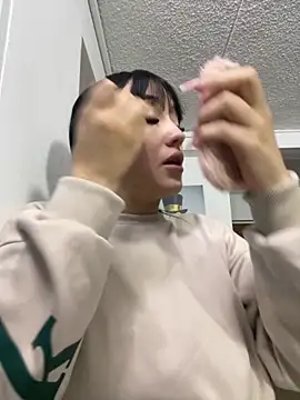 Snapshot of Melody_rousse_ chatting on October 28, 2025, 5:34 pm Melody rousse online show from October 28, 2025, 5:34 pm