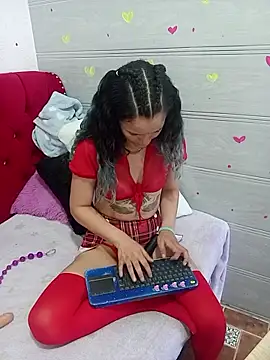 Ariasmithog online show from February 6, 2026, 5:31 pm