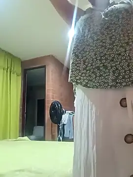 MaryLunna online show from February 7, 2025, 12:53 am