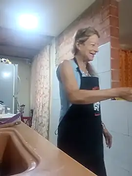 MaryLunna online show from February 28, 2025, 11:58 am