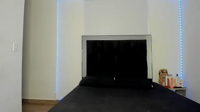 victoriacolin online show from October 21, 2025, 12:04 pm