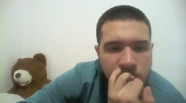 Snapshot of Drag_Queen chatting on February 13, 2025, 8:45 pm Drag Queen online show from February 13, 2025, 8:45 pm