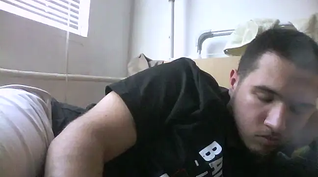 Snapshot of Drag_Queen chatting on March 15, 2025, 3:48 pm Drag Queen online show from March 15, 2025, 3:48 pm