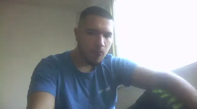 Snapshot of Drag_Queen chatting on January 31, 2025, 2:17 pm Drag Queen online show from January 31, 2025, 2:17 pm