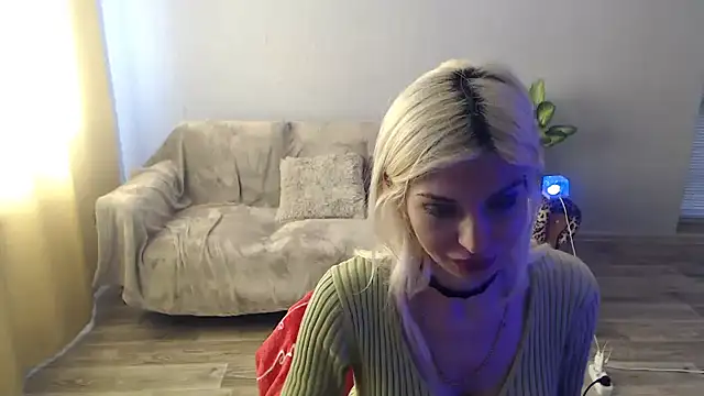 SexyBeatriice online show from April 21, 2026, 6:31 am