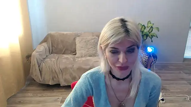 SexyBeatriice online show from March 4, 2026, 7:27 am