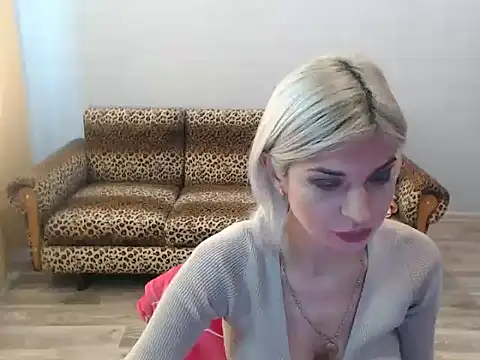 SexyBeatriice online show from November 15, 2025, 7:23 am